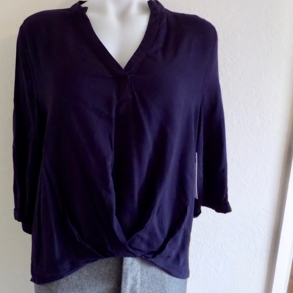 FATE Blue 3/4 Hi Lo 3/4 Sleeve Top Sz L NWT