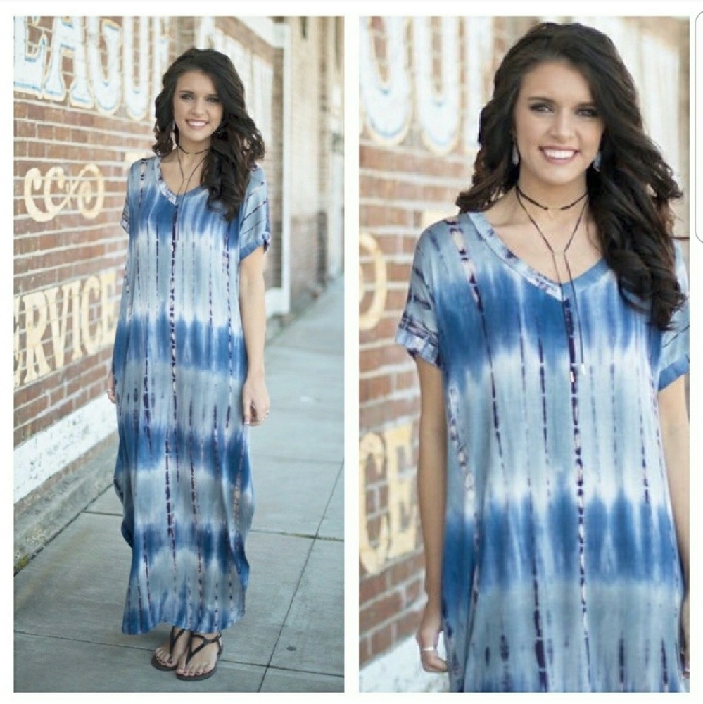 LAST ONE - Shades of Blue Maxi Dress 🔵⭕