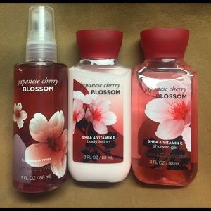 Bath and Body Works Japanese Cherry Blossom