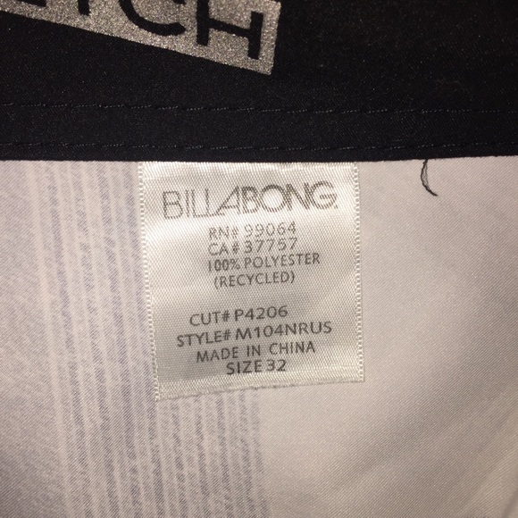 Billabong swim suit/board shorts...Size 32 - Picture 4 of 5