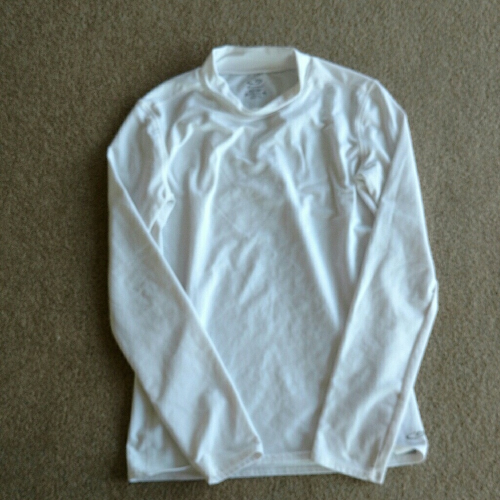 Under shirt