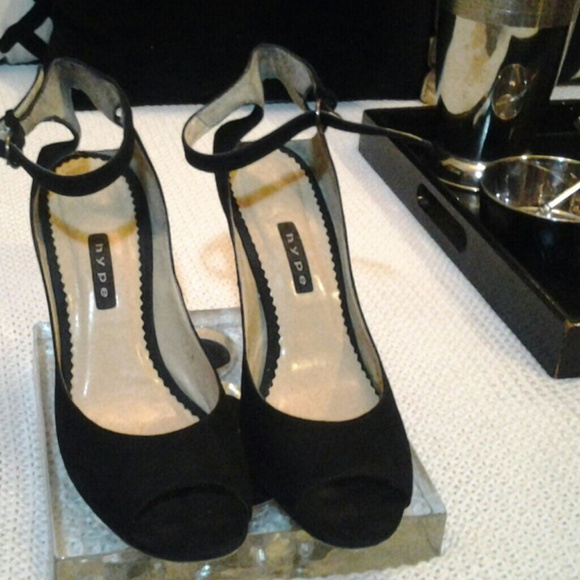 Hype Black Suede Heel - Picture 1 of 4