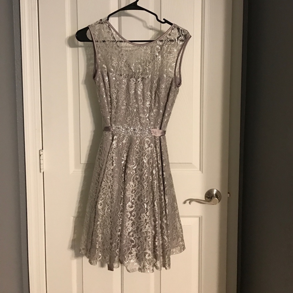 Betsy & Adam silver dress 4P