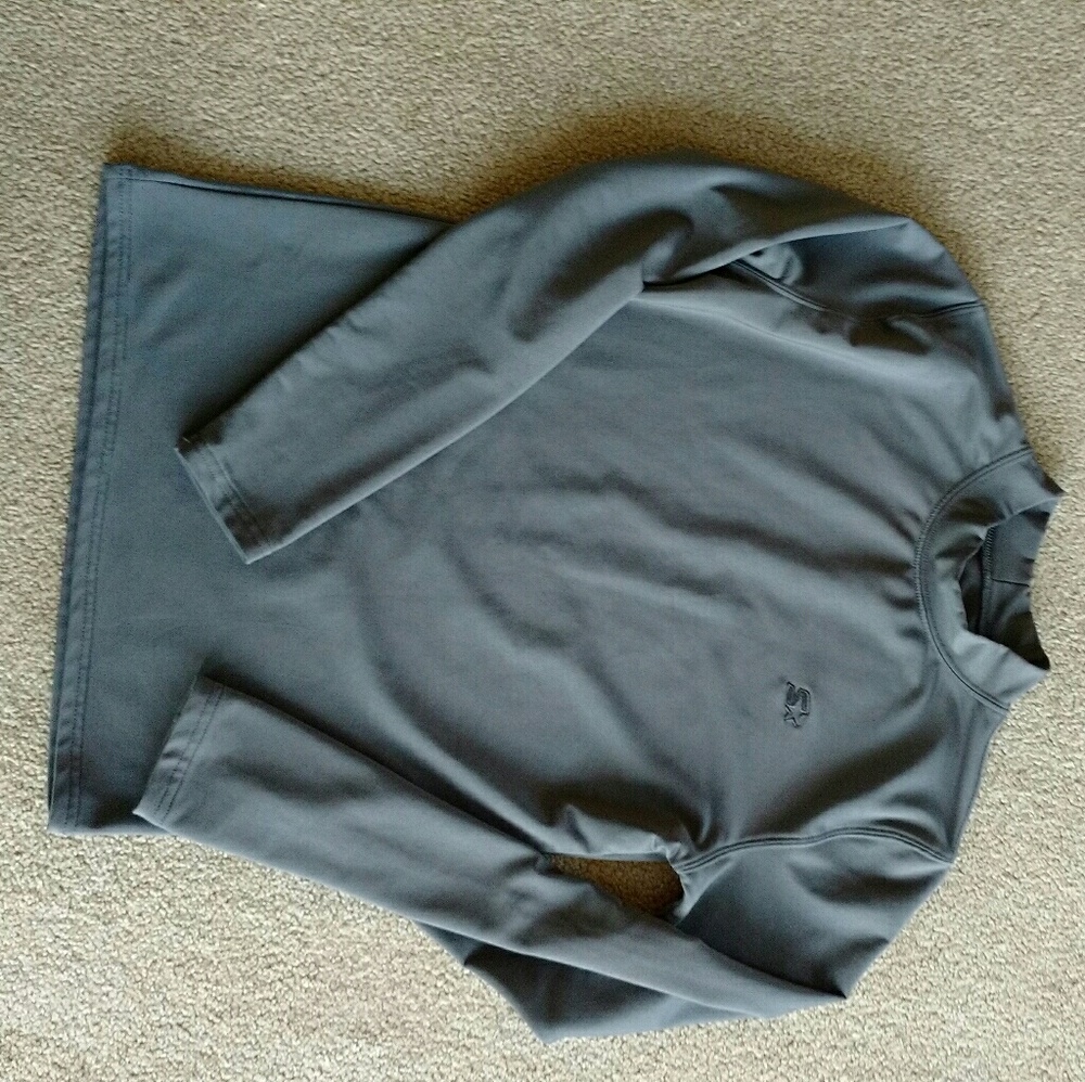 Long sleve under shirt