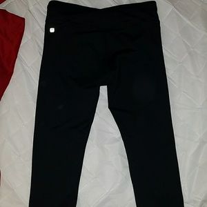 Fabletics V Cut Crops