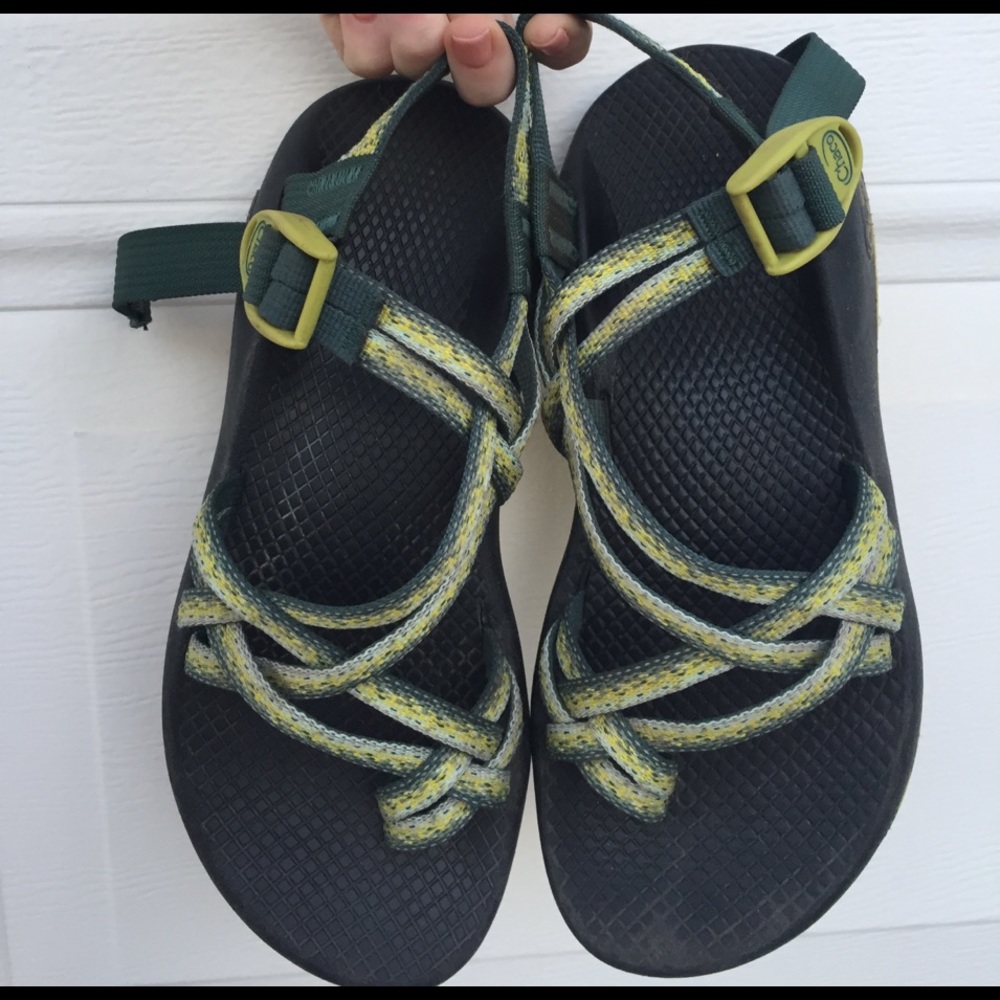 Chacos size 7