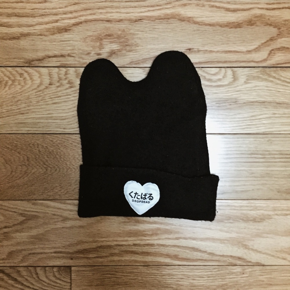 DROP DEAD BEANIE