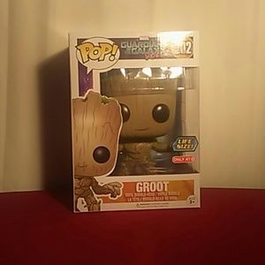 Funko pop groot full size 10 inch rare