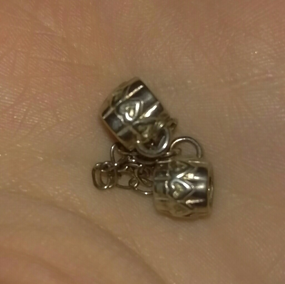 Pandora chain charm