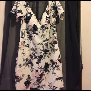 Really pretty dress 3x