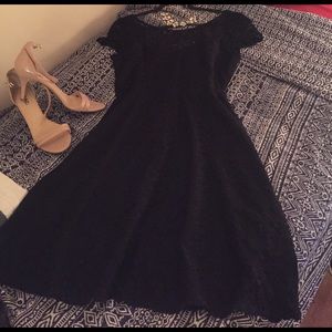 White House Black Market Lace Cap Sleeve Dress