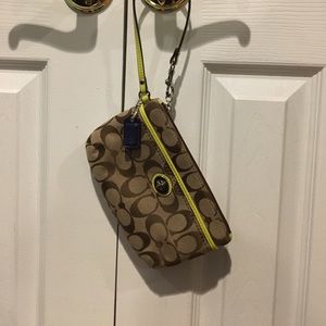 NWOT Coach Brown/Tan Wristlet