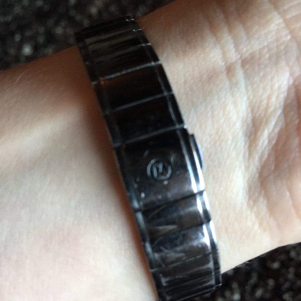 Movado Sapphire Women's Watch - Picture 7 of 7