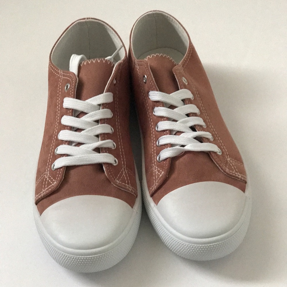 LAST 1️⃣ Mauve Suede Sneaker - Picture 2 of 5