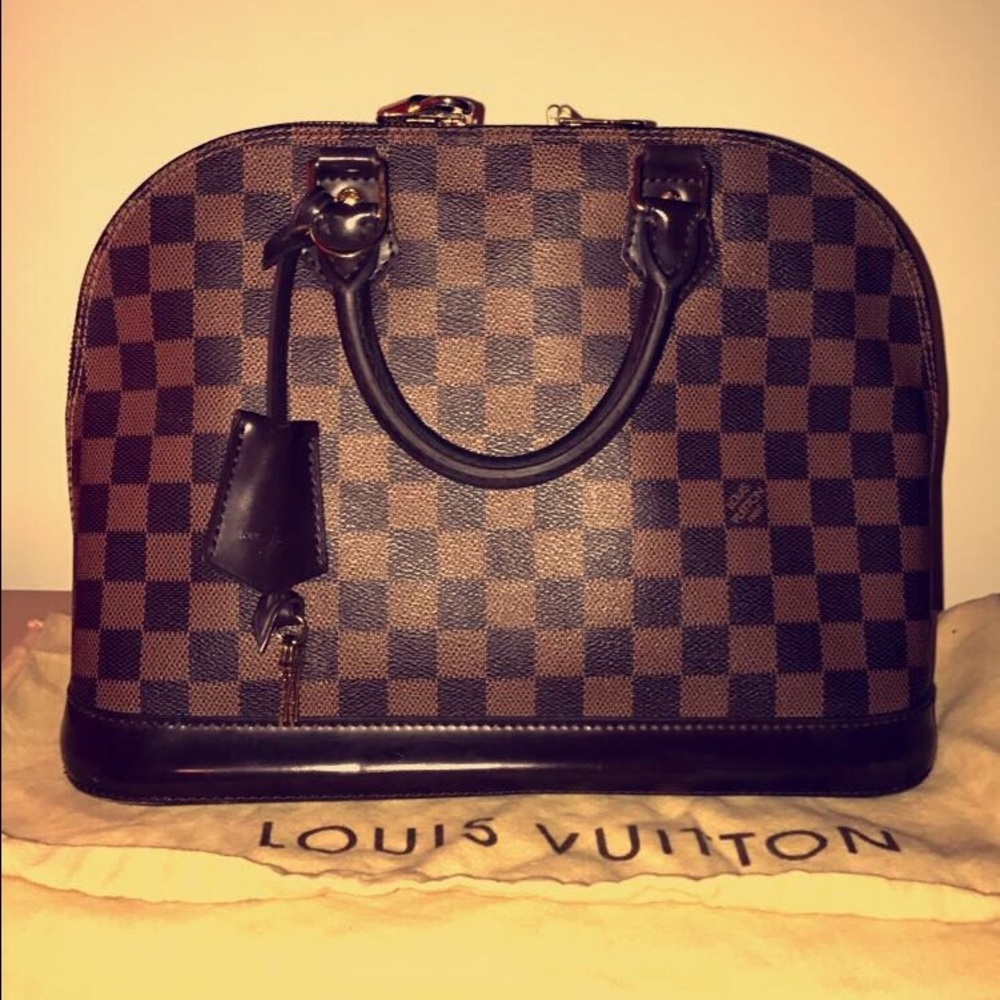 Louis Vuitton Alma Damier NM