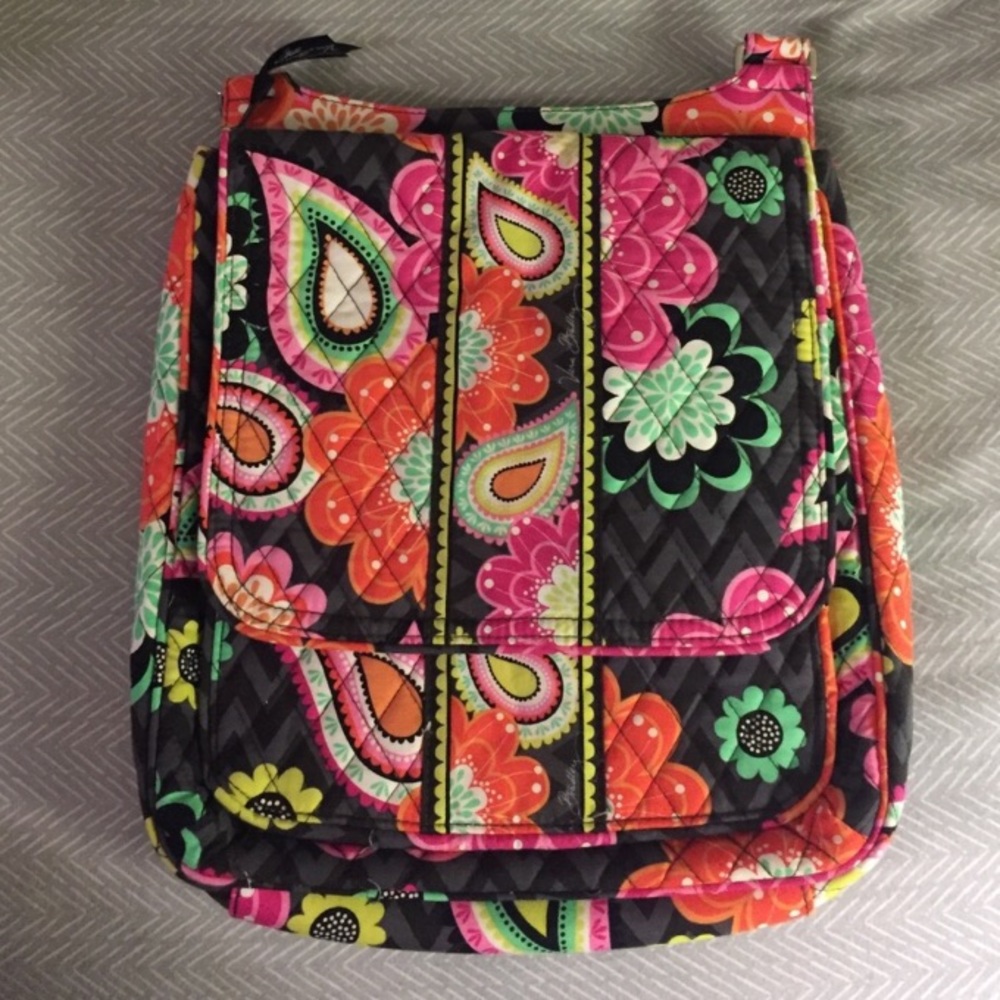 Vera Bradley Mailbag Crossbody in Ziggy Zinnia