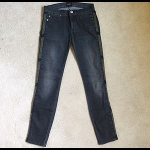 Hudson Jean - Size 25 cropped