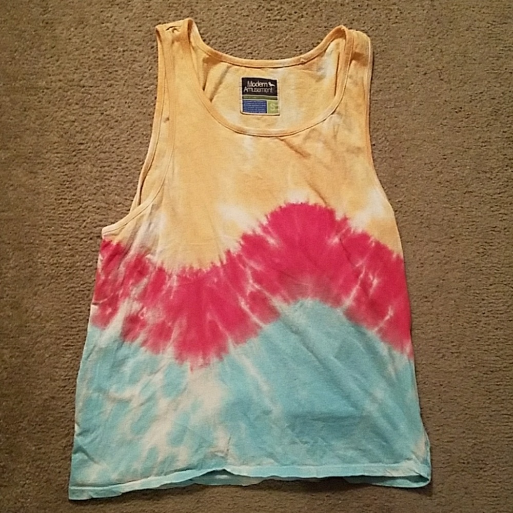 Modern amusement Tye dye tank