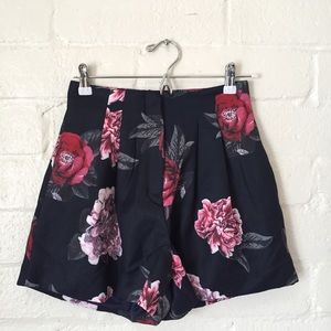 NWT Pleated Floral Shorts