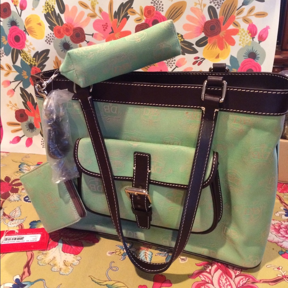 NEW Dooney & Bourke Handbag