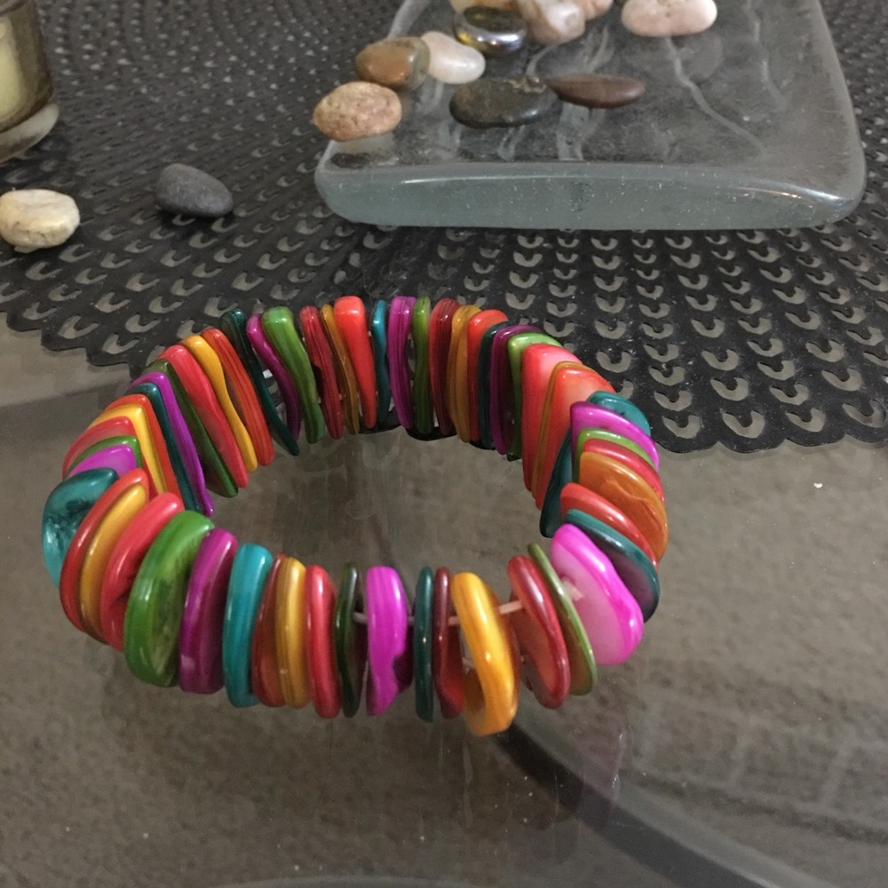 Multicolored glass bracelet