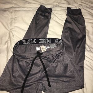 Dri-fit grey VS leggings