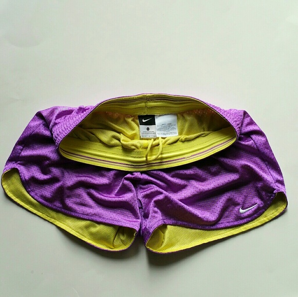 Nike running shorts - Picture 3 of 3