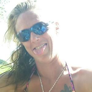 Meet your Posher, Kelley