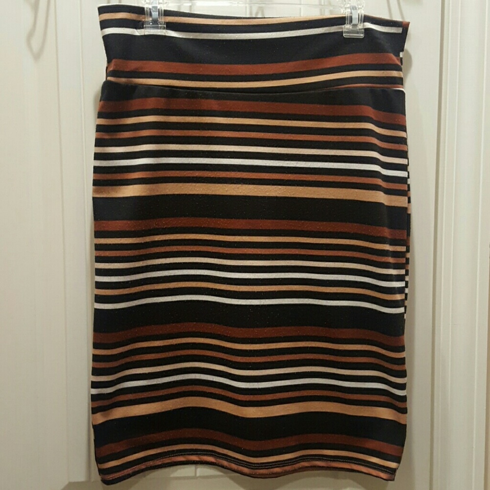 LuLaRoe Cassie Large