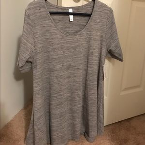 New with tags LuLaRoe Medium Perfect Tee