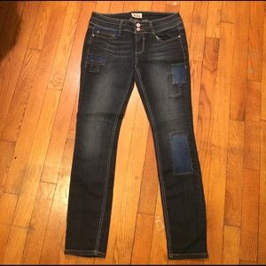 Juniors Skinny Jeans w/ Patches