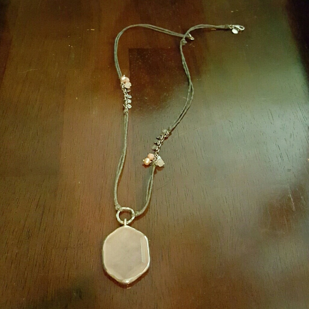 Silpada Rose quartz necklace