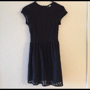 H&M black lace dress