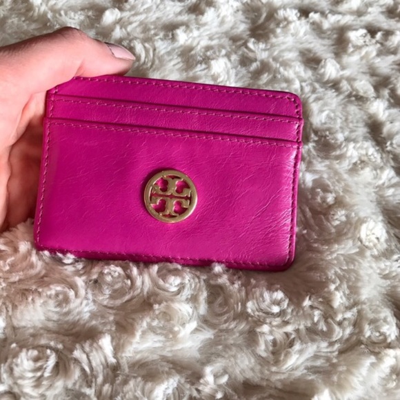 Tory Burch Robinson Slim Card Case NWOT - Picture 2 of 4