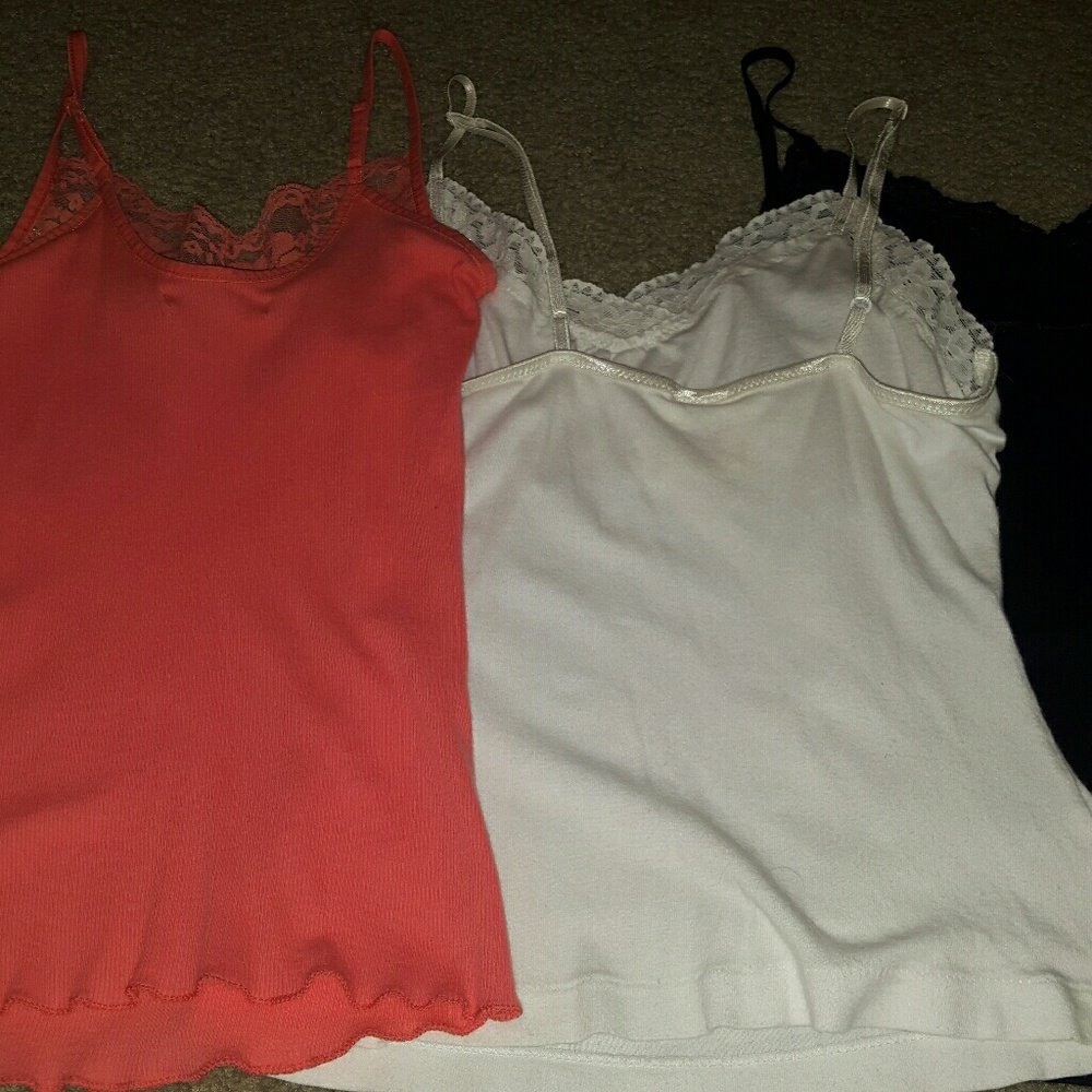 ***Sold***  Lace Detail Tank Top Bundle - Picture 3 of 6