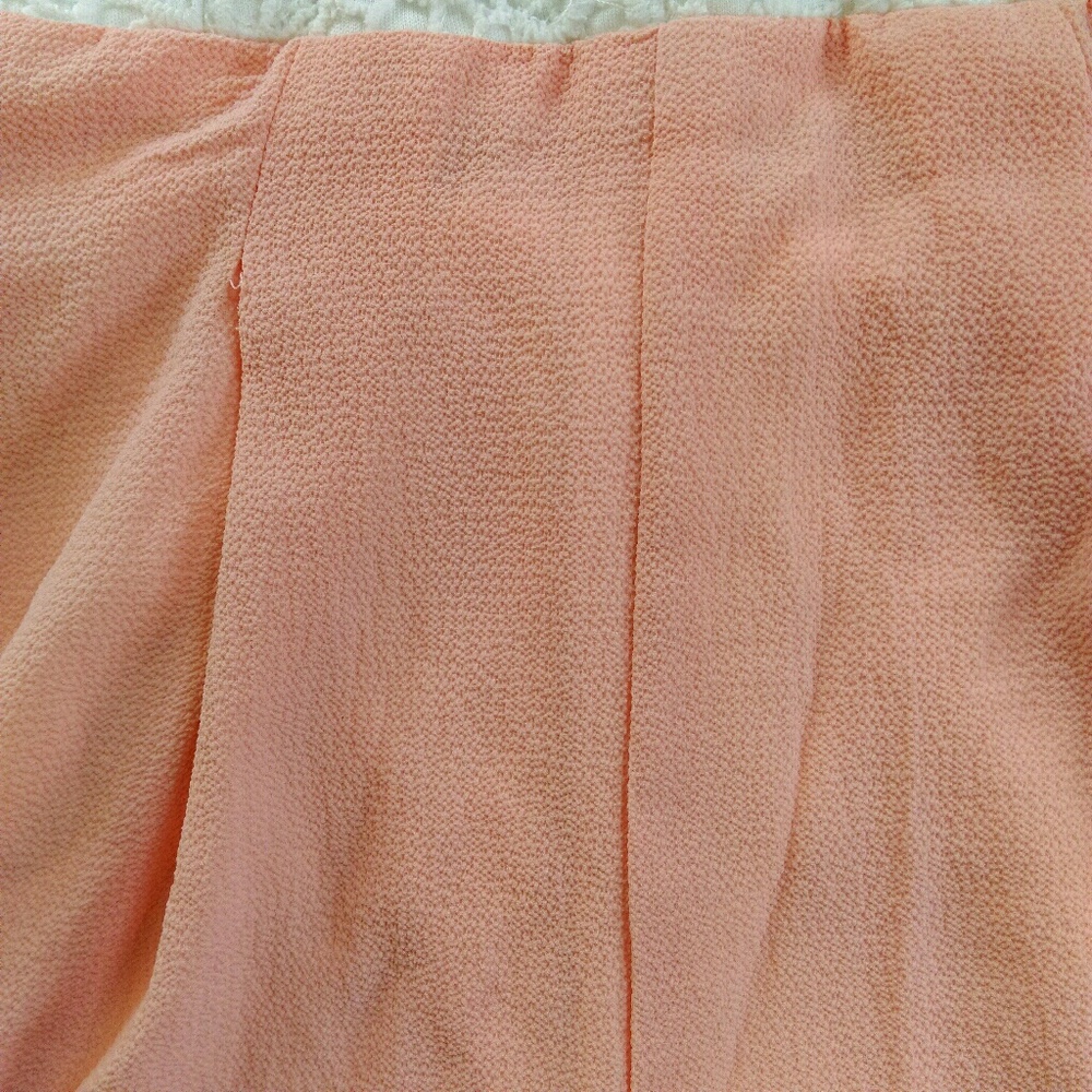 ⛔️SOLD⛔️Tea & Cup Romper - Picture 5 of 8