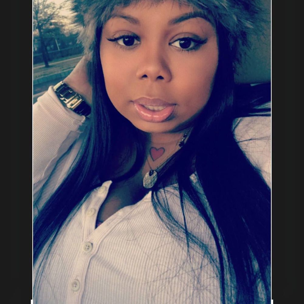 Meet your Posher, Cee'
