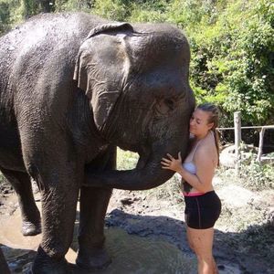 Meet your Posher, Emma