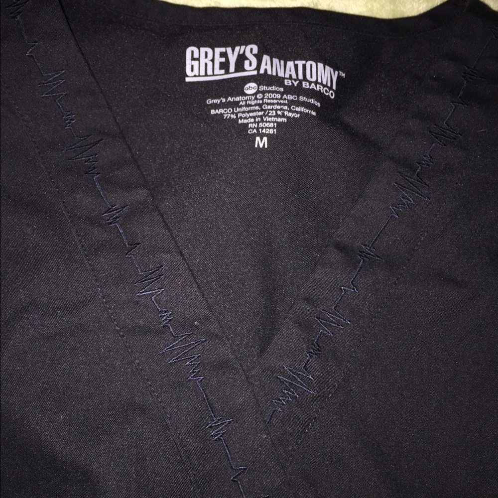 Like New Grey's Anatomy v-neck scrub top