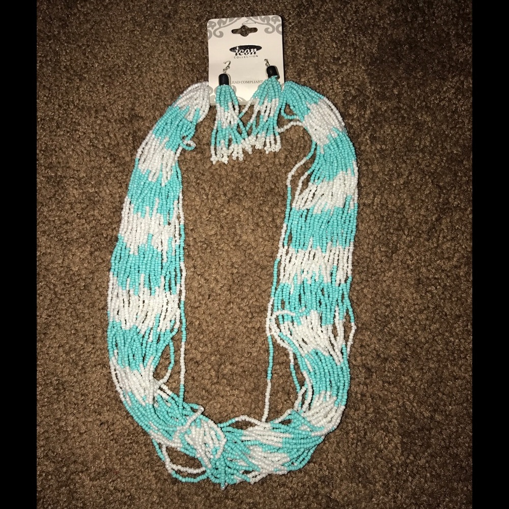 Bead necklace and earrings set