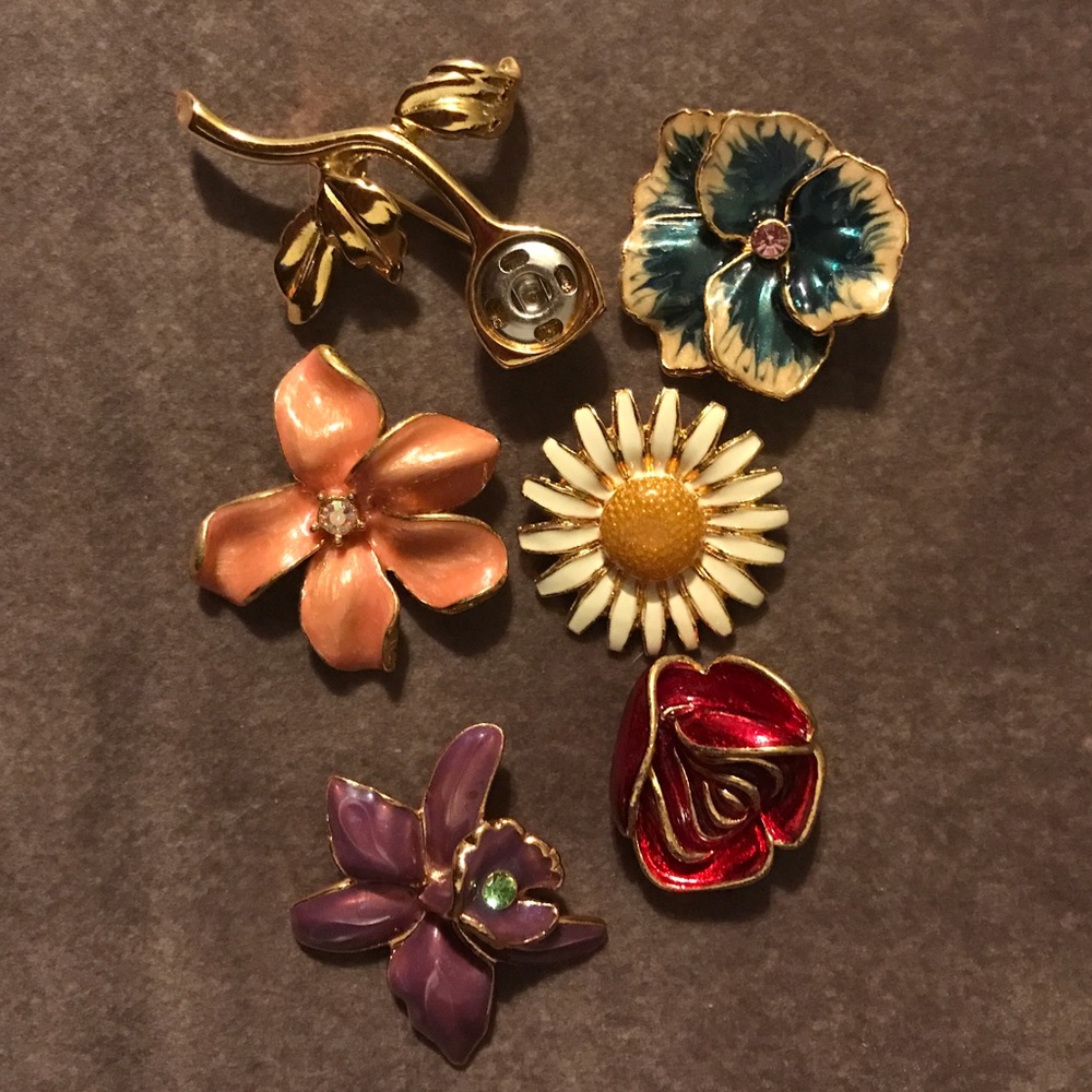 Joan Rivers Interchangeable Flower Brooch