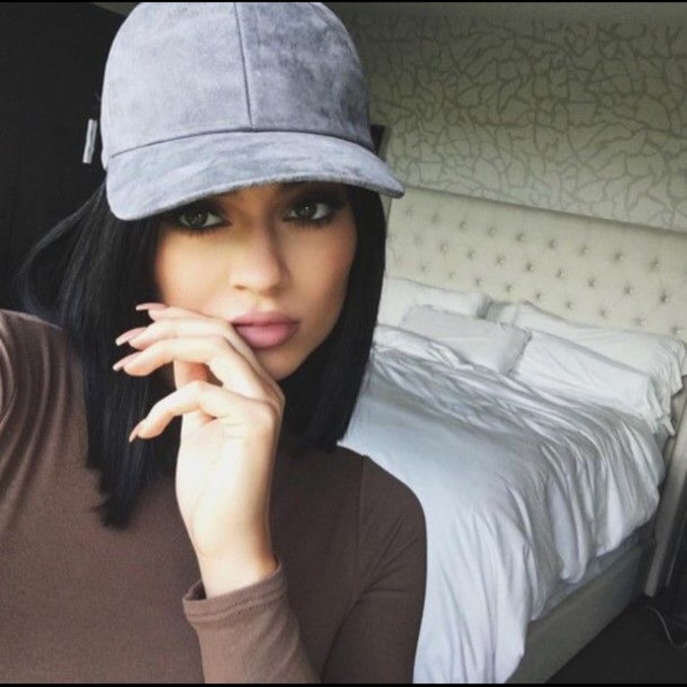 On Trend Gray Suede Baseball Cap Hat