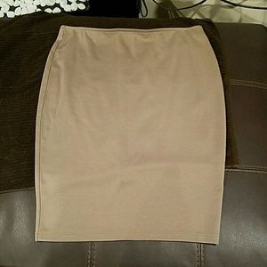 Beije Pencil Skirt