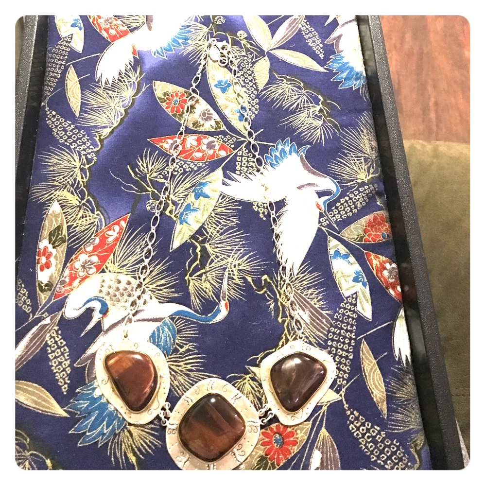 Red rocks necklace..N3346