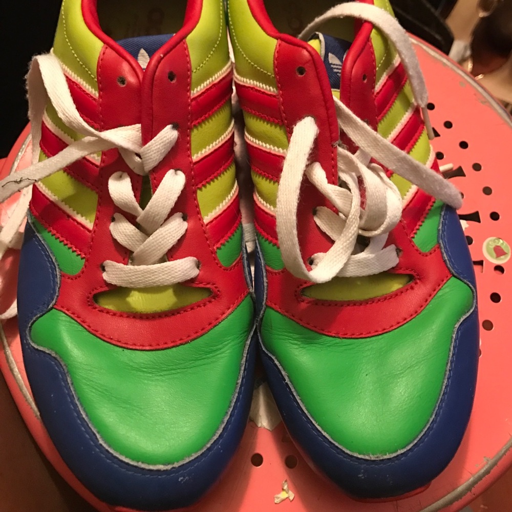 Adidas Sneakers