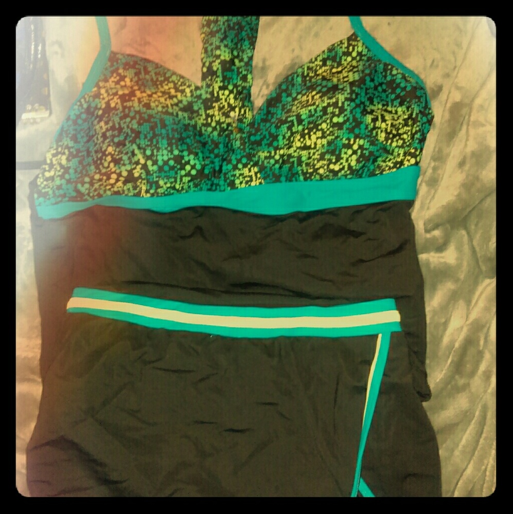 Xl tankini w skirt bottoms