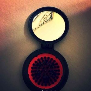 Sephora mirror to go brush