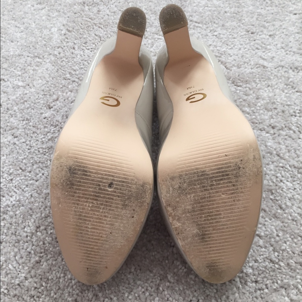 Guess platform pumps! 👠 - Picture 4 of 4