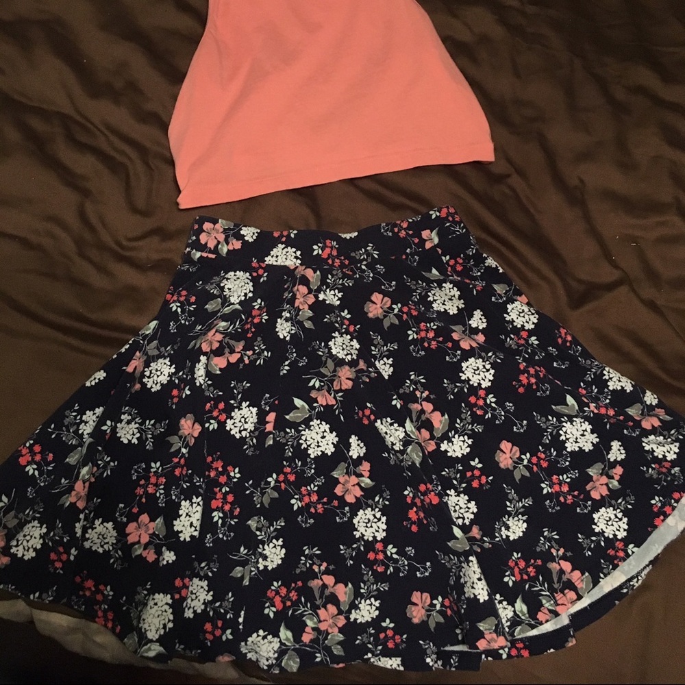 Outfit - Picture 2 of 2