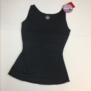 Spanx hide and sleep black cami in size M